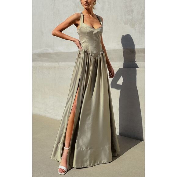 Show Me Your MuMu Dresses & Skirts - Show Me Your Mumu Abigail Maxi Dress Moss Green Luxe Satin XL NWT